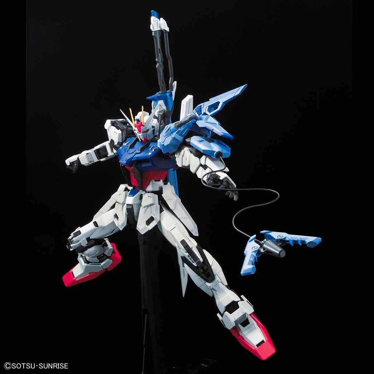 Bandai PG 1/60 Perfect Strike Gundam 16 Bandai PG 1/60 Perfect Strike Gundam - Image 14