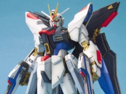 Bandai MG /100 ZGMF-X20A Gundam Strike Freedom