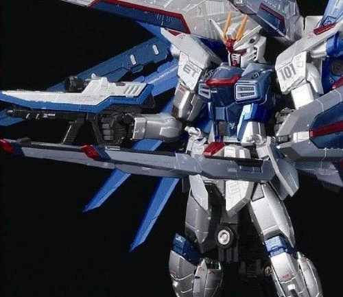 Bandai MG ZGMF-X10A Freedom Gundam Extra Finish 5 Bandai MG ZGMF-X10A Freedom Gundam Extra Finish - Image 3