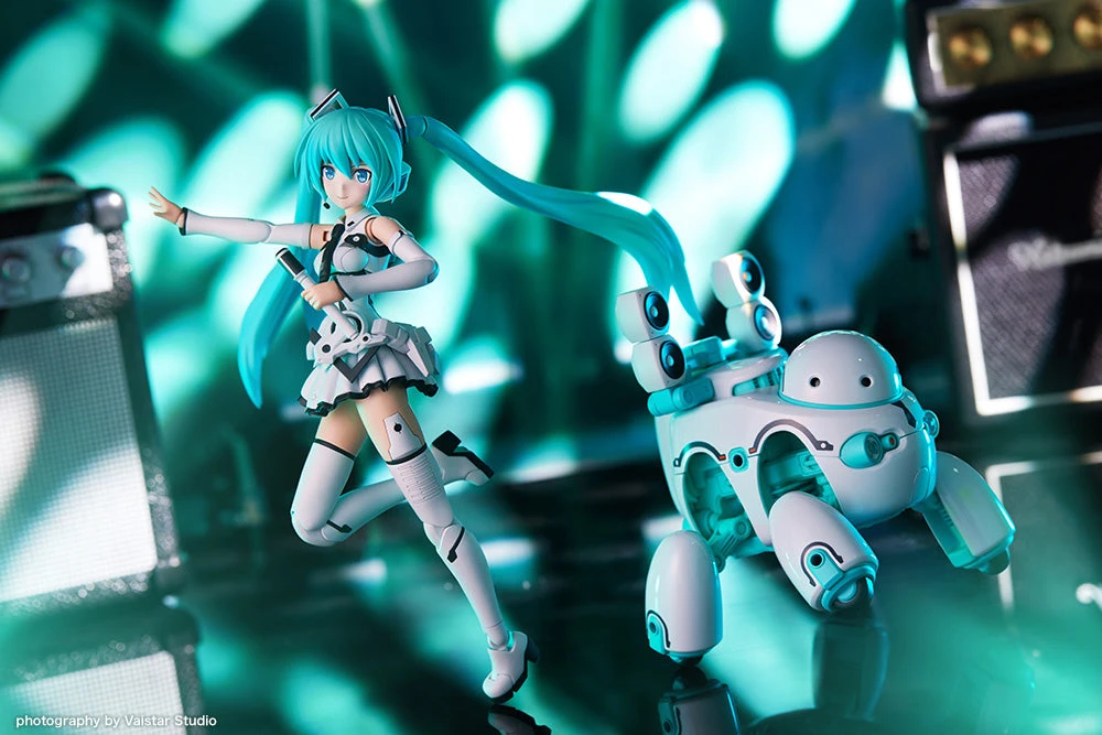 Kotobukiya Vocaloid Frame Music Girl Hatsune Miku (Maruttoys Ver.) & Tamotu (Miku Ver.) Model Kit Set 5 Kotobukiya Vocaloid Frame Music Girl Hatsune Miku (Maruttoys Ver.) & Tamotu (Miku Ver.) Model Kit Set - Image 3