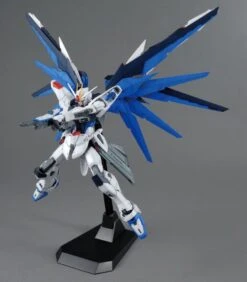 Bandai MG 1/100 Freedom Gundam (Ver 2.0) 17 Bandai MG 1/100 Freedom Gundam (Ver 2.0) -Children Toy Store eaa3446c be28 4733 9ad2 ee2d0aebcf89