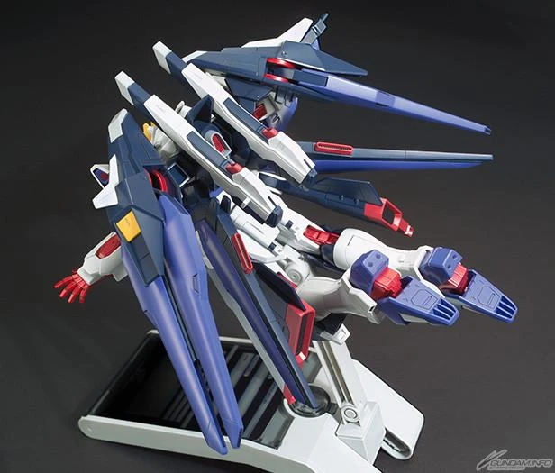 Bandai HGBF 1/144 #53 Amazing Strike Freedom Gundam 11 Bandai HGBF 1/144 #53 Amazing Strike Freedom Gundam - Image 9