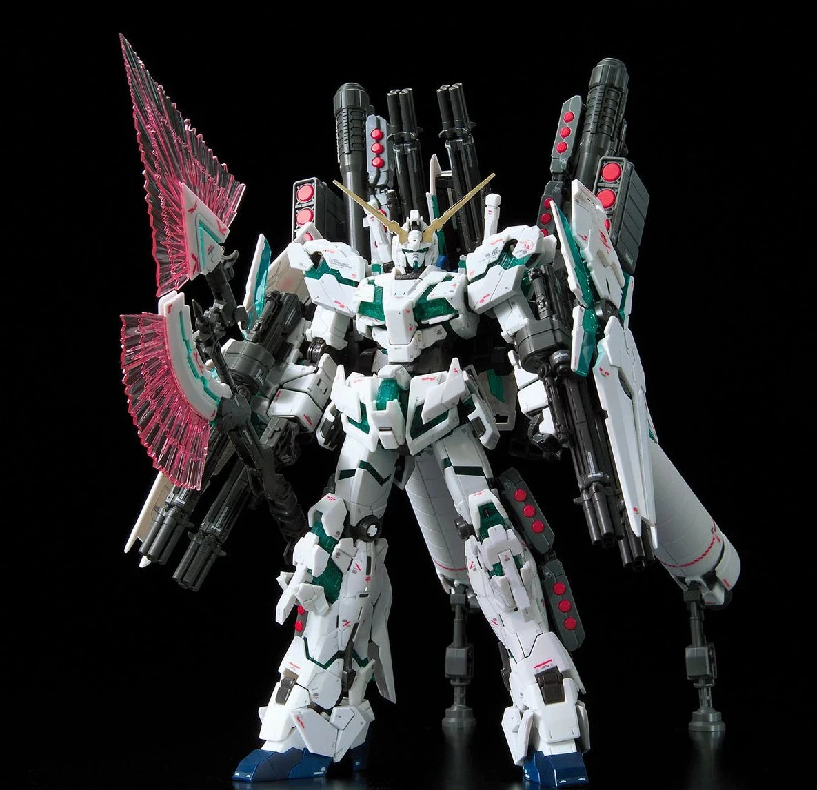 Bandai RG 1/144 #30 Full Armor Unicorn Gundam 5 Bandai RG 1/144 #30 Full Armor Unicorn Gundam - Image 3
